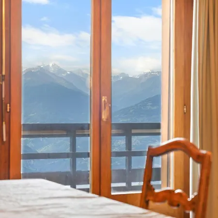 Mars 404-406 Sur La Place Du Village A Avec Vue Sur Les Alpes *