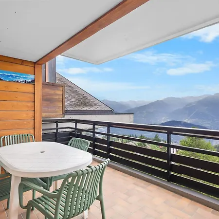 Mars 404-406 Sur La Place Du Village A Avec Vue Sur Les Alpes Appartement