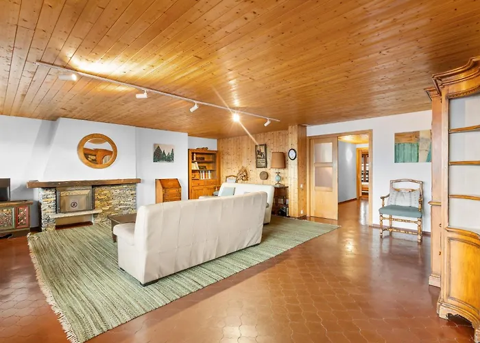 Appartement Mars 404-406 Sur La Place Du Village A Avec Vue Sur Les Alpes