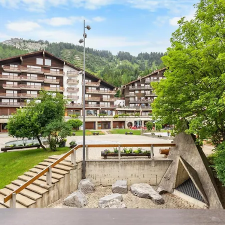 Apartment Mars 404-406 Sur La Place Du Village A Avec Vue Sur Les Alpes Anzere